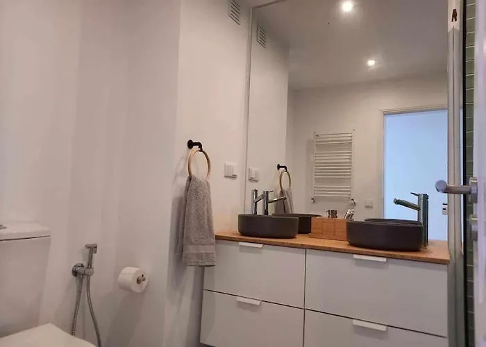 Fabulous Terrace 2 - Checkinhome *